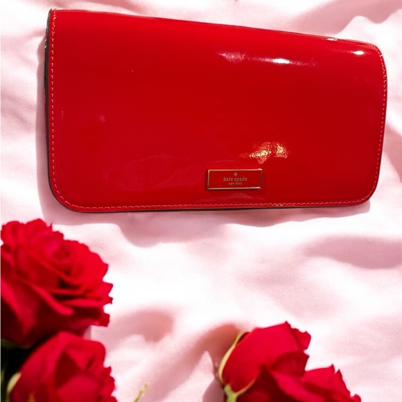 kate spade Handbags - Kate Spade Bridget Patent Mini Crossbody in Glossy bright red.